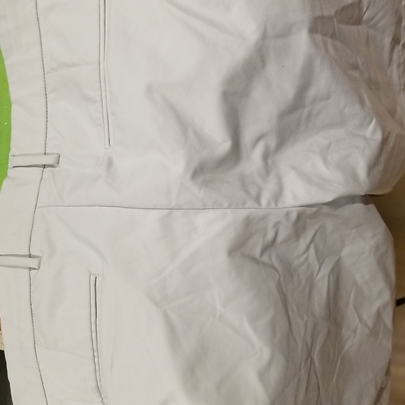 Bundle of golf shorts Greg Norman & Falls Creek Performance like new sz 36 - Picture 3 of 8